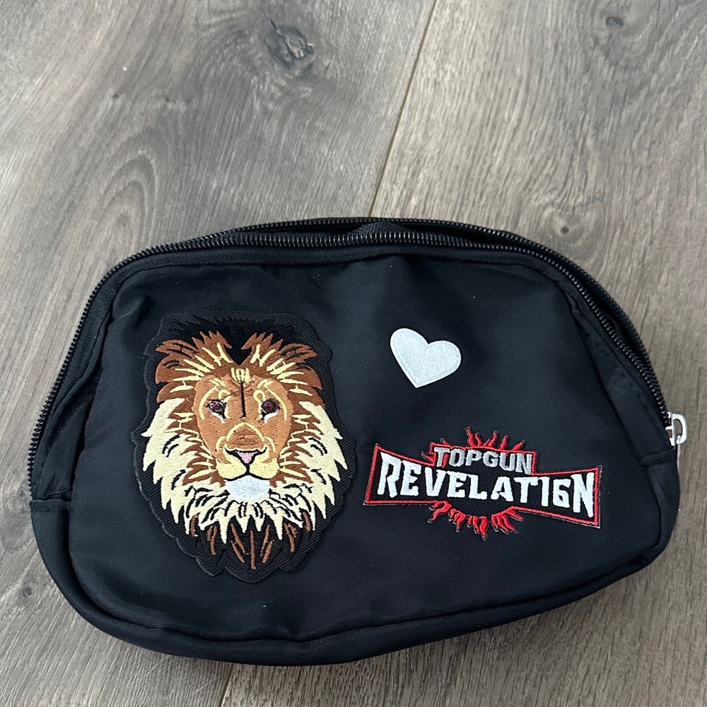 Top gun revelation belt bag